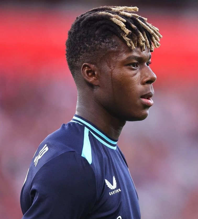 欧联赛程吃紧，比利亚雷亚尔赛后强势反弹，质疑声仍在，年轻球员得到机会的简单介绍